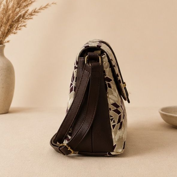Jacquard Single Partition Handbag with Detachable Sling